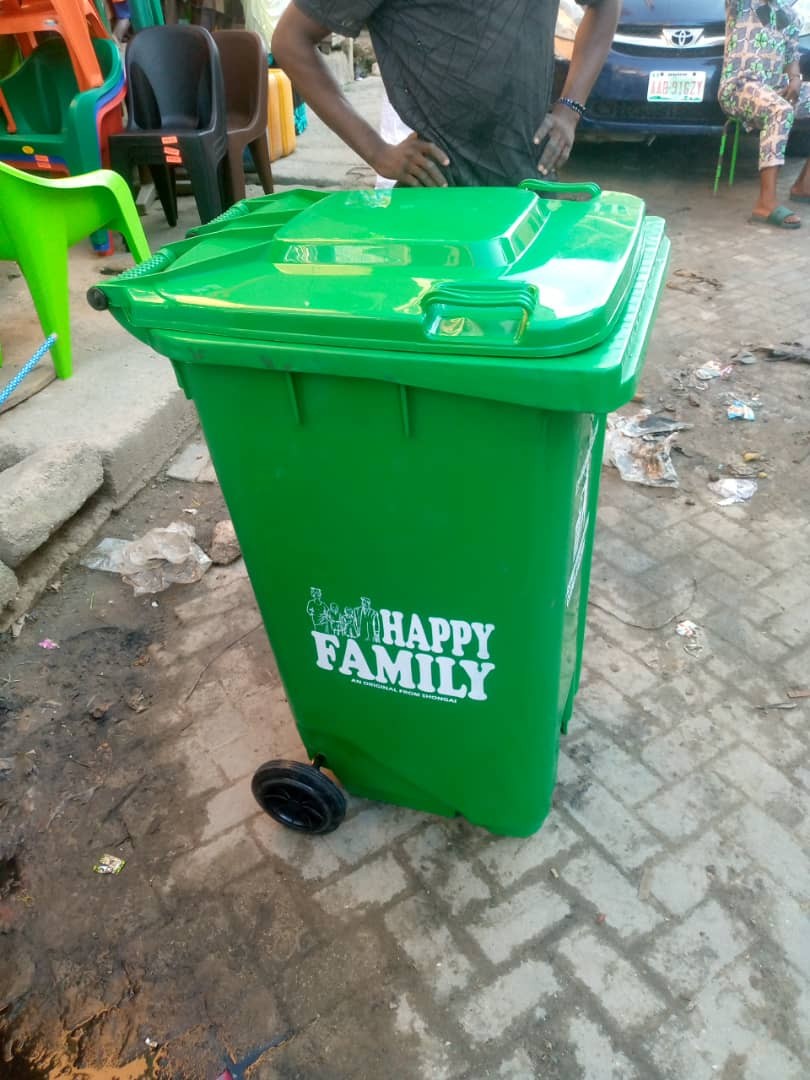 Industrial waste bin